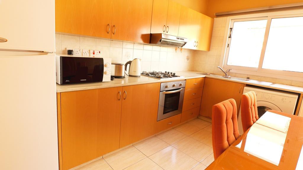 Panikos Beach Apartment I Lárnaca Exterior foto